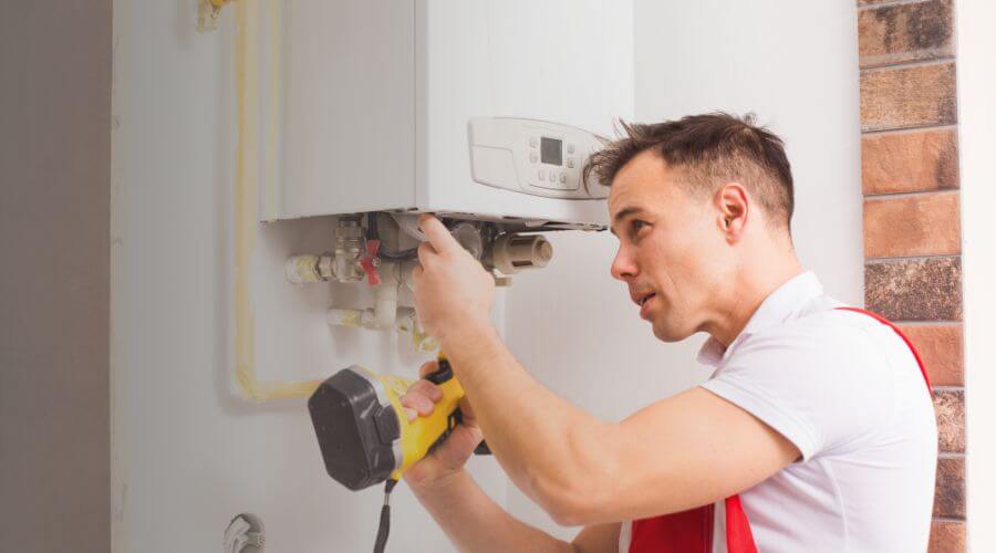 Professional clogged toilet repair in Kinnear, WY